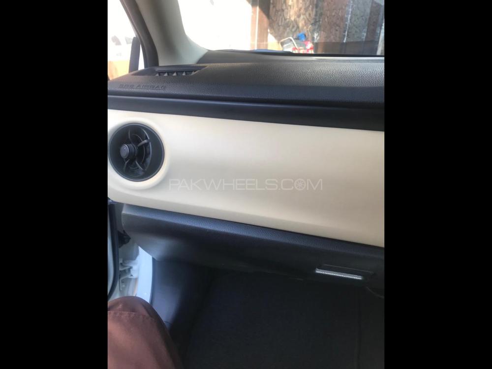 Toyota Corolla 2018 for Sale in Faisalabad Toyota Corolla 2018 for Sale in Faisalabad Image-5