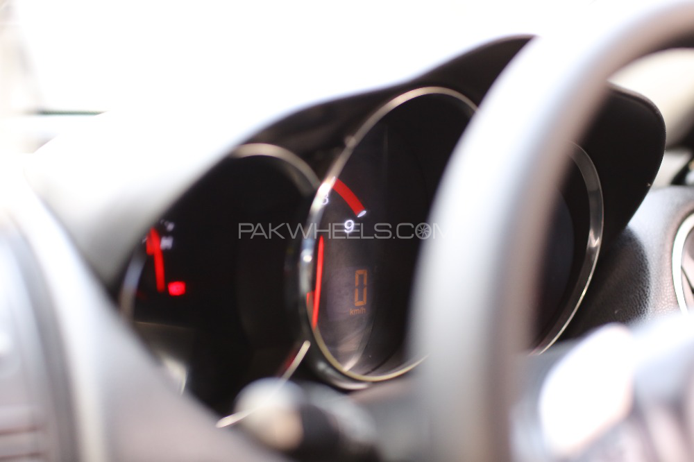 مازدا RX8 - 2011  مازدا RX8 - 2011  Image-5