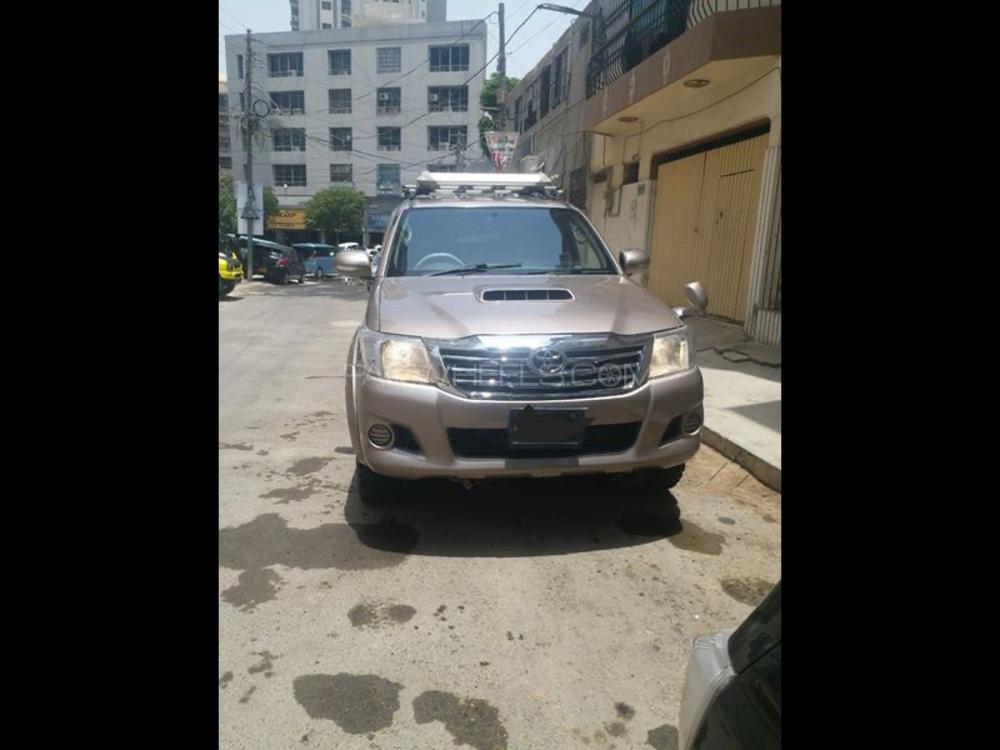 Toyota Hilux 2008 for Sale in Karachi Toyota Hilux 2008 for Sale in Karachi Image-5