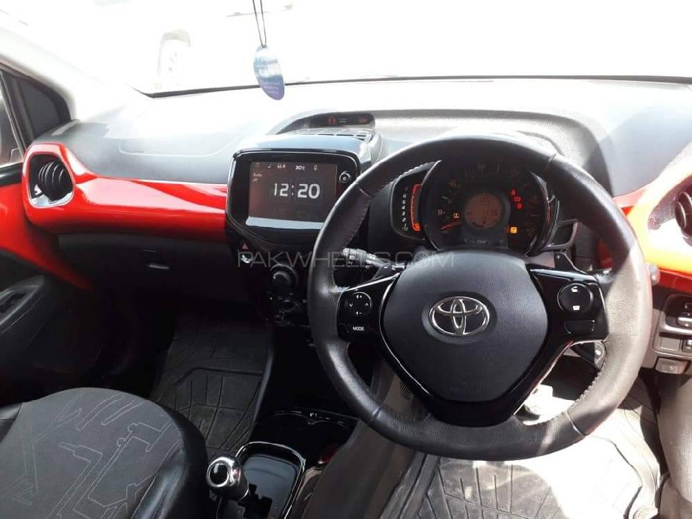 Toyota Vitz 2015 for Sale in Peshawar Toyota Vitz 2015 for Sale in Peshawar Image-6
