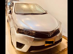 Slide_toyota-corolla-gli-vvti-2014-34548676