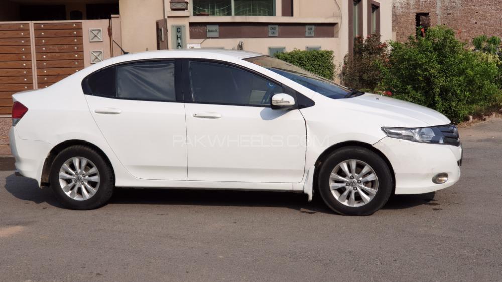 Honda City 2013 for Sale in Lahore Honda City 2013 for Sale in Lahore Image-7