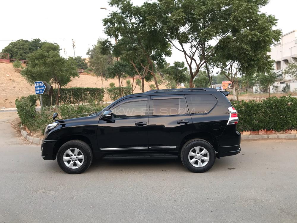 Toyota Prado 2010 for Sale in Karachi Toyota Prado 2010 for Sale in Karachi Image-6