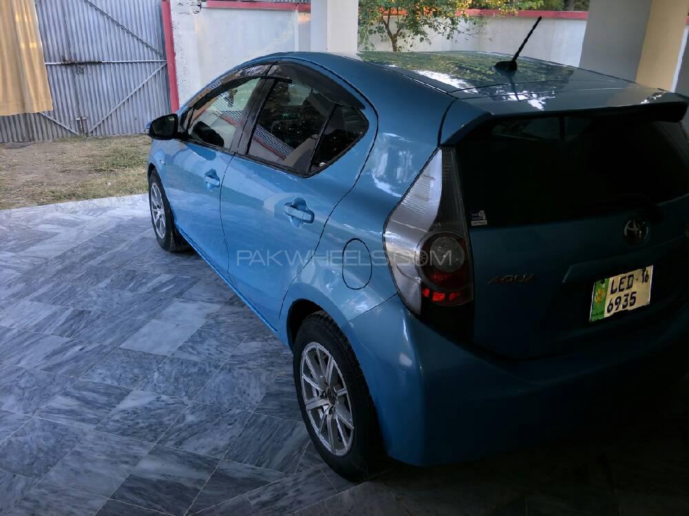 Toyota Aqua 2013 for Sale in Mardan Image-1
