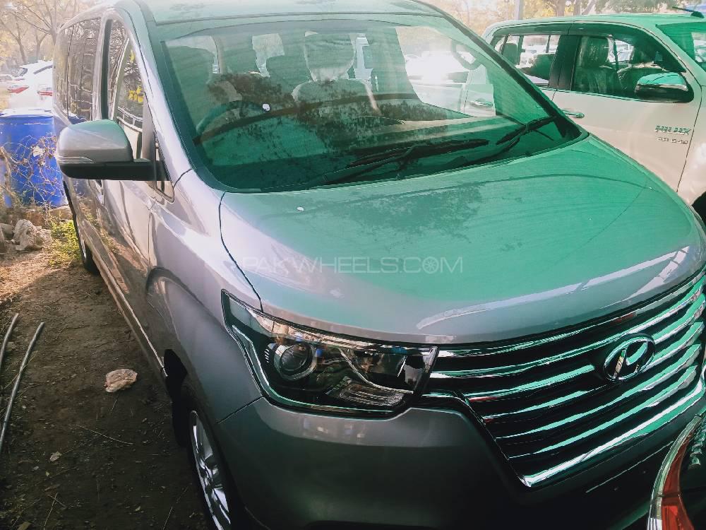 Hyundai Grand Starex 2019 for Sale in Islamabad Image-1