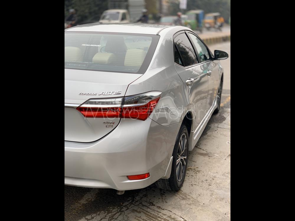 Toyota Corolla 2017 for Sale in Lahore Toyota Corolla 2017 for Sale in Lahore Image-5