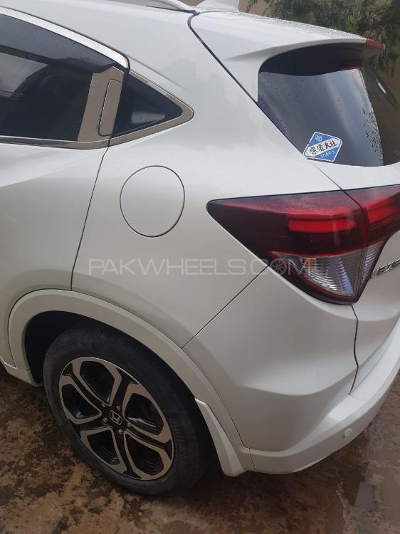 Honda Vezel 2015 for Sale in Kotli Ak Honda Vezel 2015 for Sale in Kotli Ak Image-9