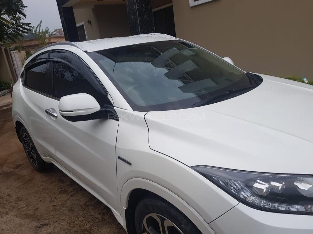 Honda Vezel 2015 for Sale in Kotli Ak Honda Vezel 2015 for Sale in Kotli Ak Image-5