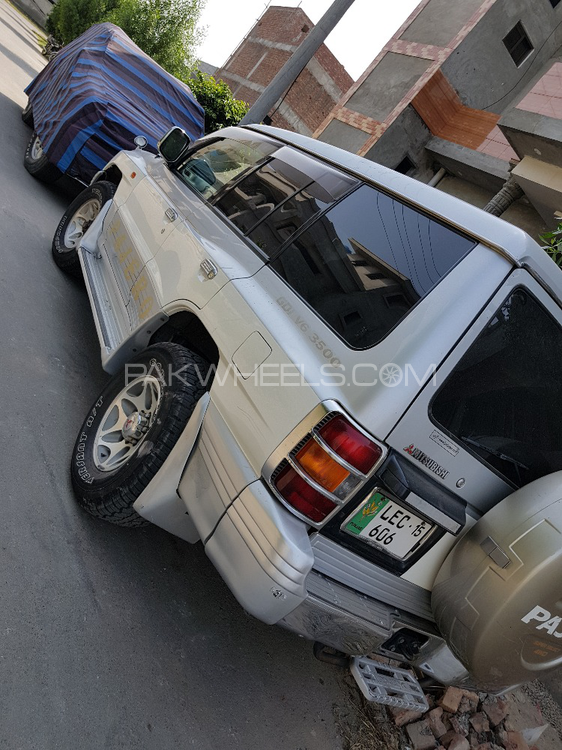 Mitsubishi Pajero - 1998  Mitsubishi Pajero - 1998  Image-5
