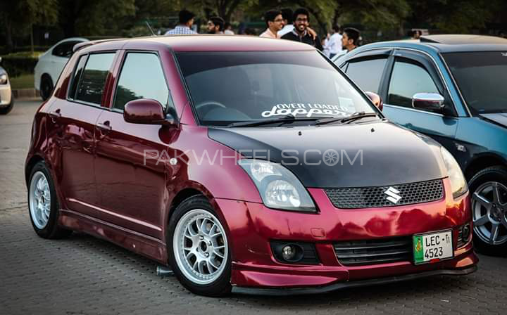 Suzuki Swift - 2011  Suzuki Swift - 2011  Image-5