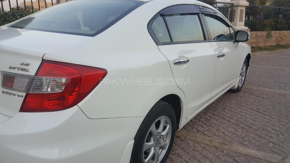 ہونڈا سوک 2016 for Sale in اسلام آباد ہونڈا سوک 2016 for Sale in اسلام آباد Image-4