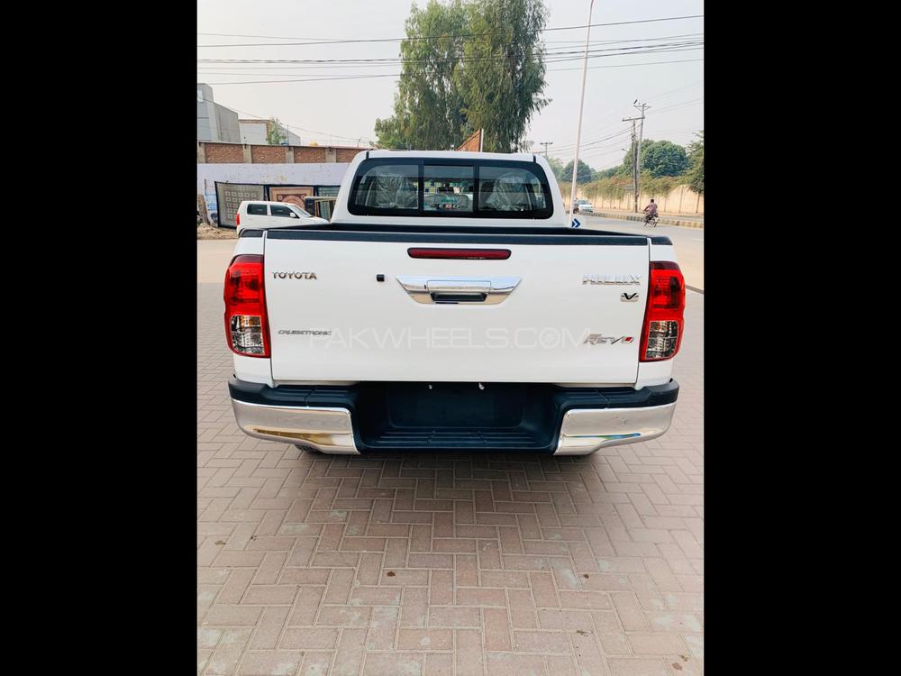 Toyota Hilux 2019 for Sale in Dera ismail khan Image-1