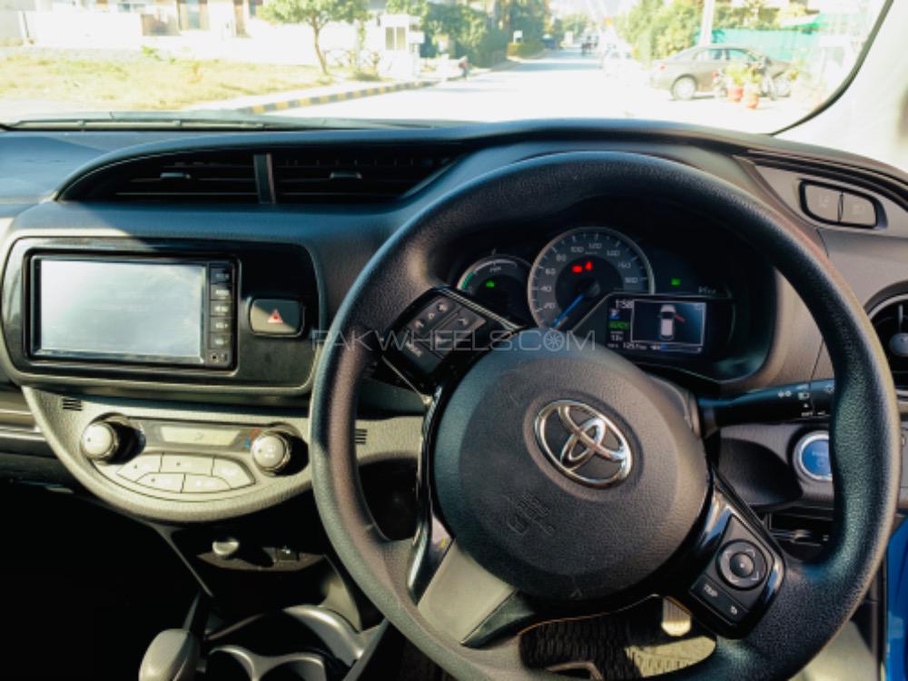 Toyota Vitz 2017 for Sale in Islamabad Toyota Vitz 2017 for Sale in Islamabad Image-5