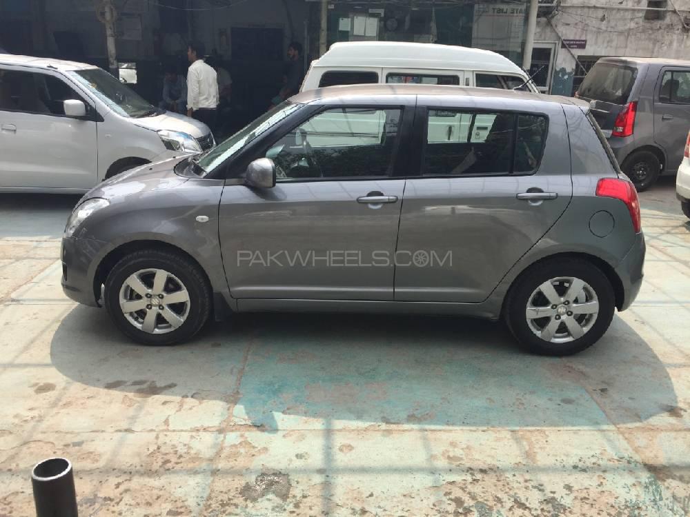 Suzuki Swift 2017 for Sale in Lahore Suzuki Swift 2017 for Sale in Lahore Image-5