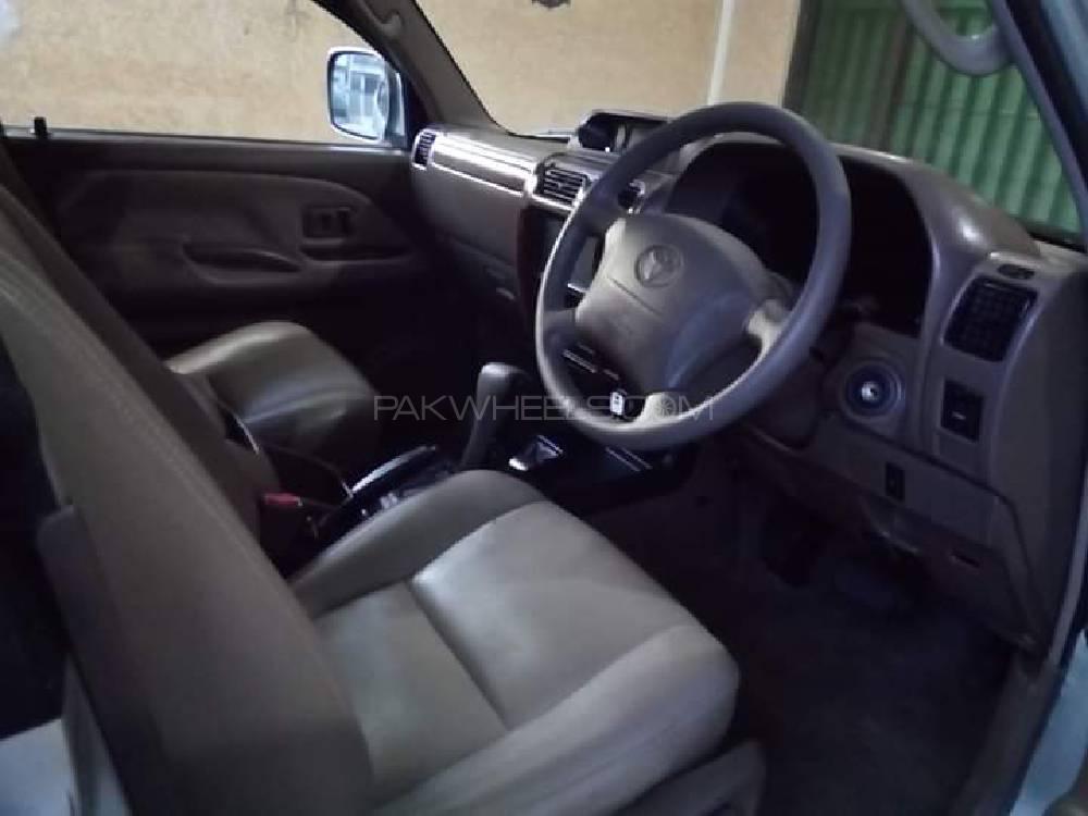 Toyota Prado 2003 for Sale in Islamabad Toyota Prado 2003 for Sale in Islamabad Image-12