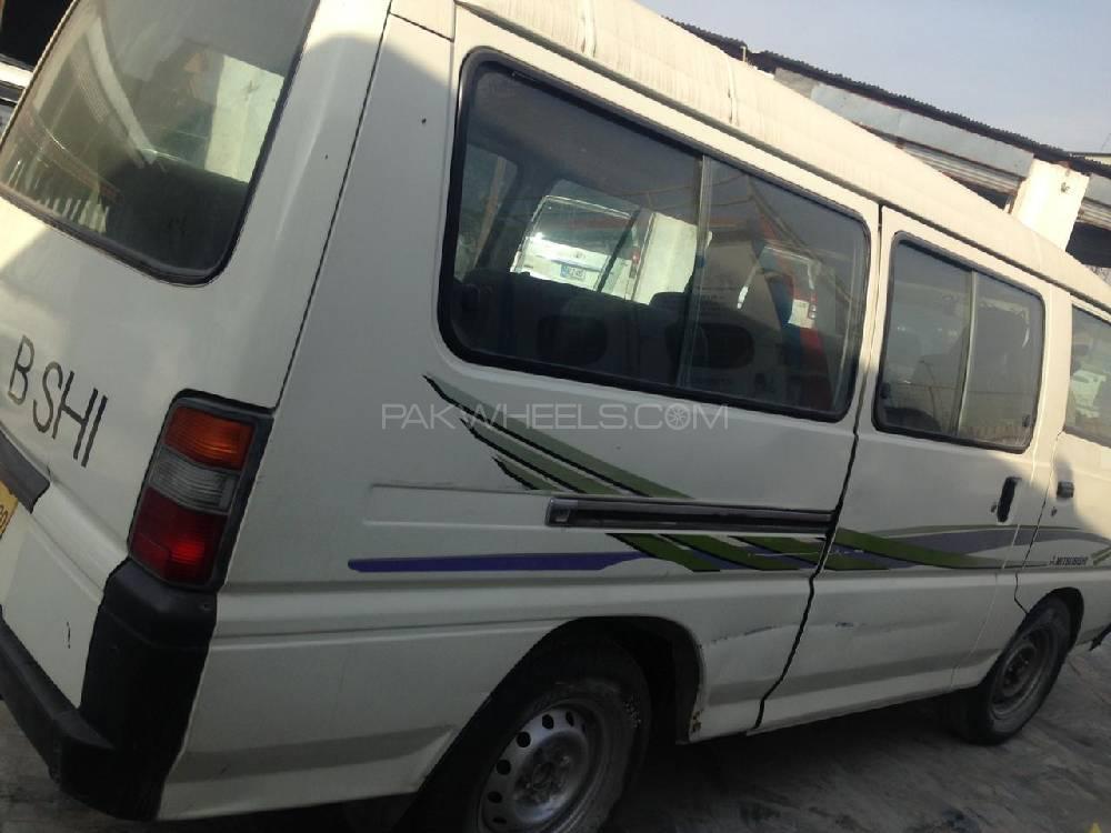 Mitsubishi Hiace 1988 for Sale in Peshawar Mitsubishi Hiace 1988 for Sale in Peshawar Image-5