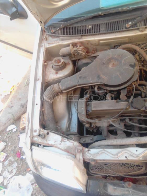 Suzuki Cultus 2001 for Sale in Karachi Suzuki Cultus 2001 for Sale in Karachi Image-2