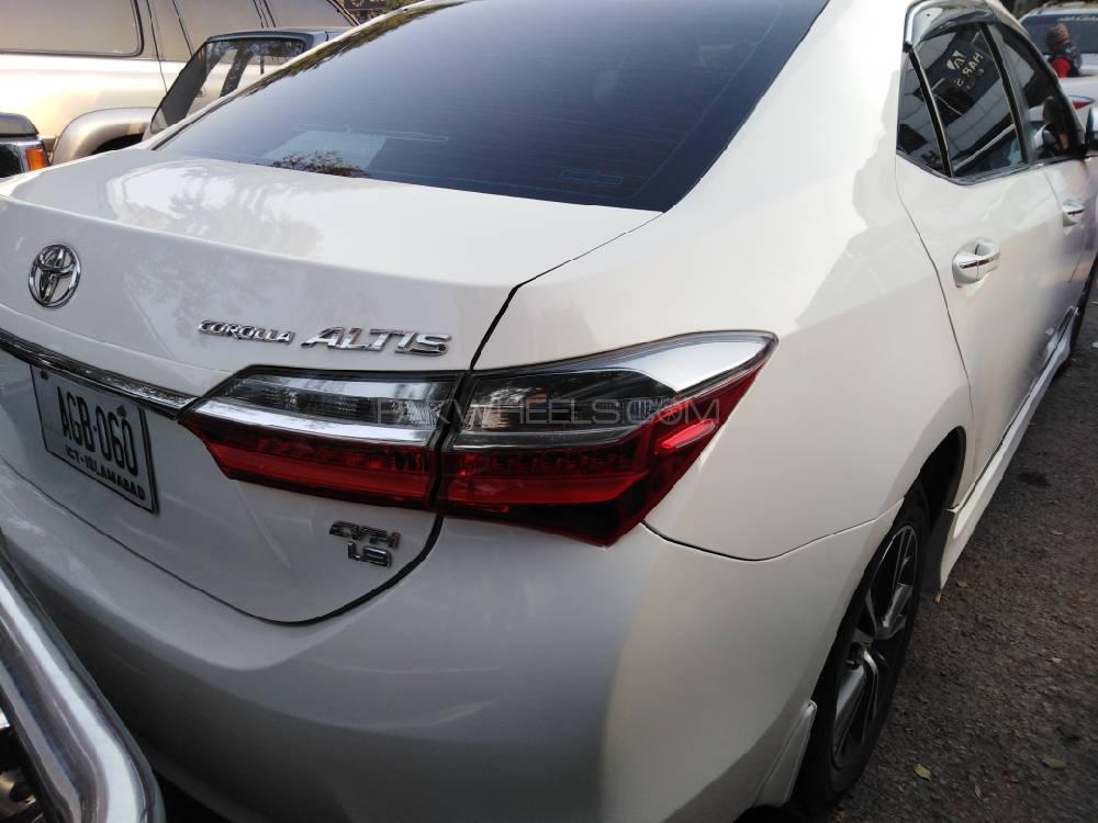 Toyota Corolla 2017 for Sale in Islamabad Toyota Corolla 2017 for Sale in Islamabad Image-4