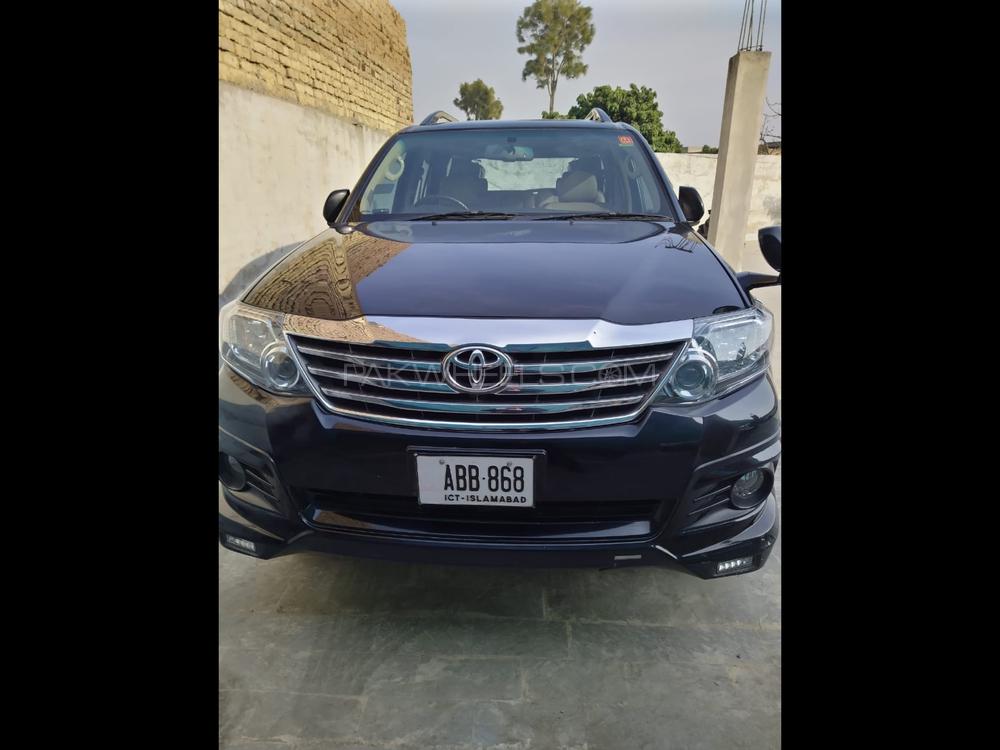 Toyota Fortuner 2016 for Sale in Islamabad Image-1