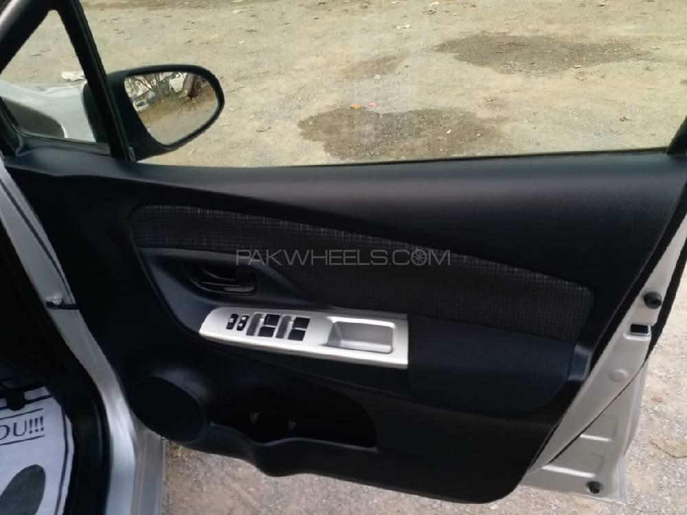 Honda Vezel 2015 for Sale in Islamabad Honda Vezel 2015 for Sale in Islamabad Image-4
