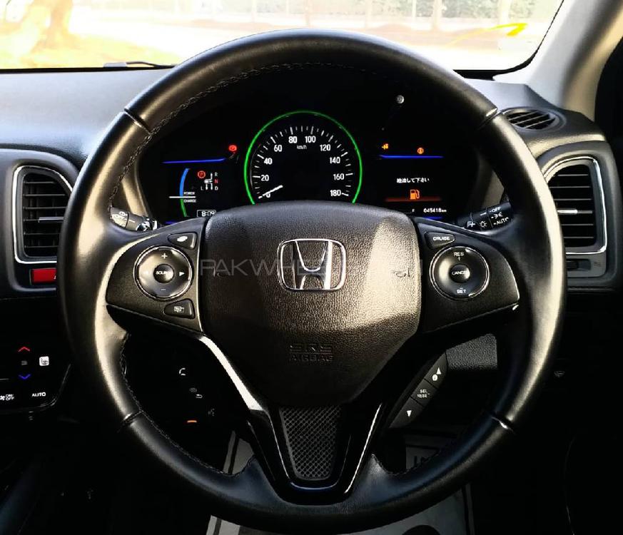 Honda Vezel 2015 for Sale in Islamabad Honda Vezel 2015 for Sale in Islamabad Image-9