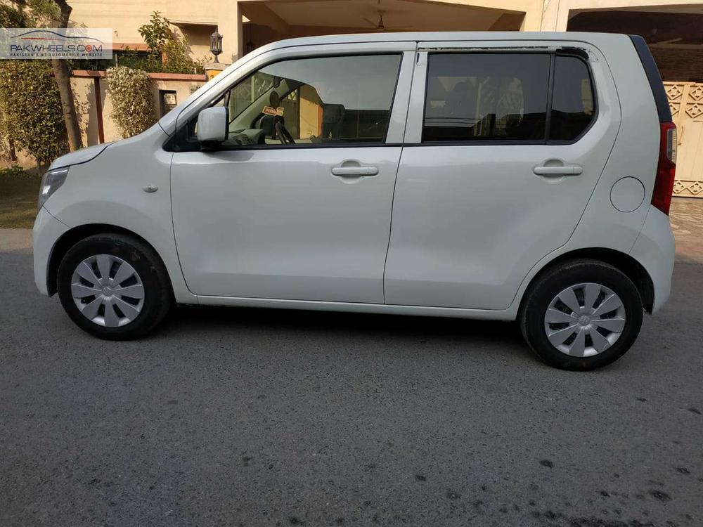 سوزوکی ویگن آر 2015 for Sale in لاہور سوزوکی ویگن آر 2015 for Sale in لاہور Image-9