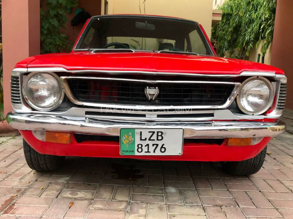 Toyota Corolla - 1971  Toyota Corolla - 1971  Image-3