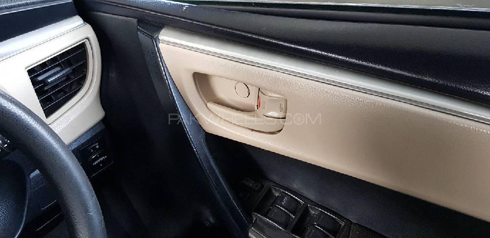 Toyota Corolla 2016 for Sale in Lahore Toyota Corolla 2016 for Sale in Lahore Image-2