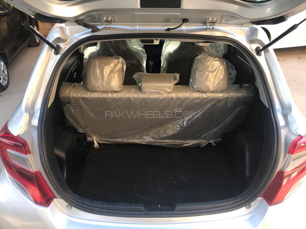 Toyota Vitz 2016 for Sale in Karachi Toyota Vitz 2016 for Sale in Karachi Image-10
