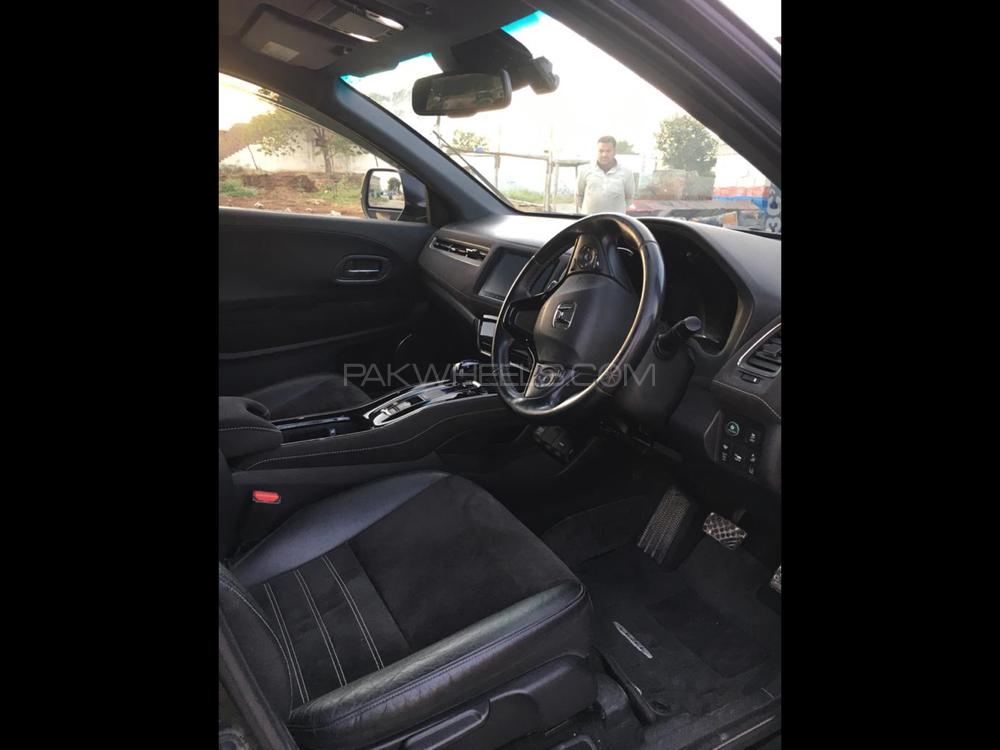 Honda Vezel 2016 for Sale in Islamabad Honda Vezel 2016 for Sale in Islamabad Image-6