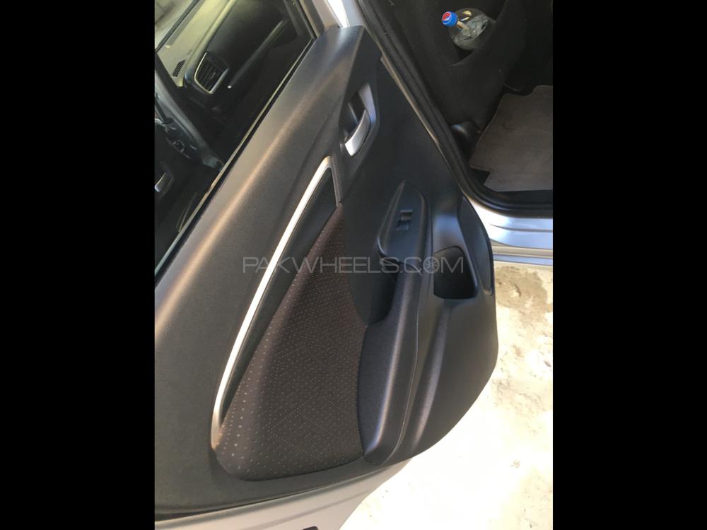 Honda Fit 2014 for Sale in Islamabad Honda Fit 2014 for Sale in Islamabad Image-10