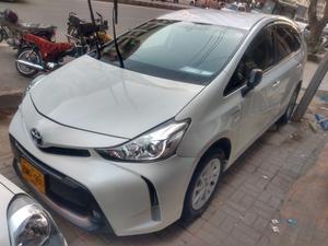 Toyota Prius Alpha 2015 For Sale In Pakistan Pakwheels