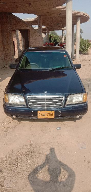 Mercedes Benz C Class 1998 for Sale in Multan Image-1
