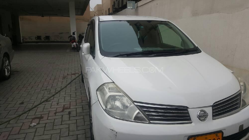 Nissan Tiida 2006 for Sale in Lahore Image-1