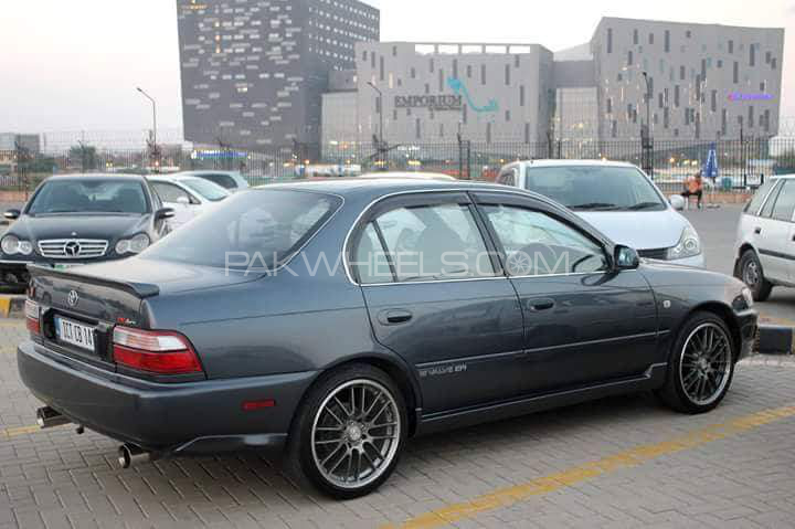 Toyota Corolla - 1996  Image-1