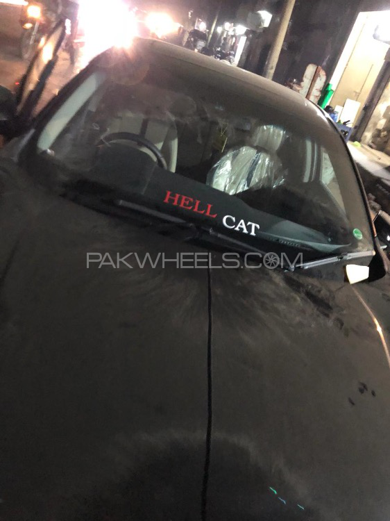 Honda Civic - 2018  Honda Civic - 2018  Image-4