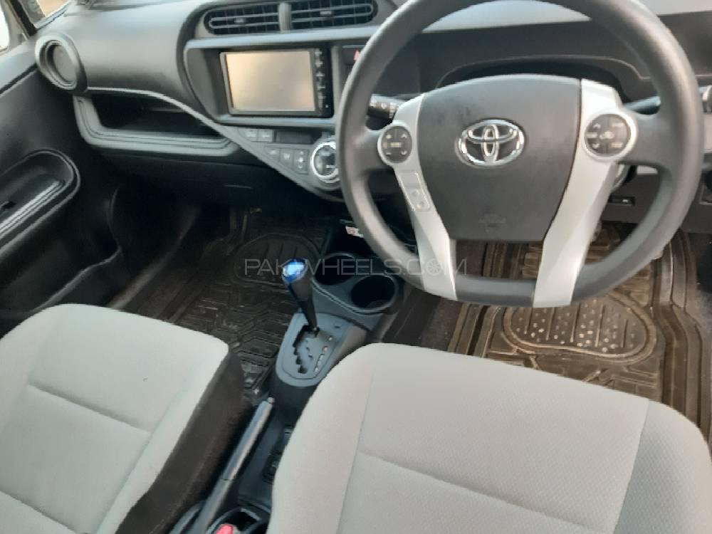 Toyota Aqua 2015 for Sale in Peshawar Toyota Aqua 2015 for Sale in Peshawar Image-7