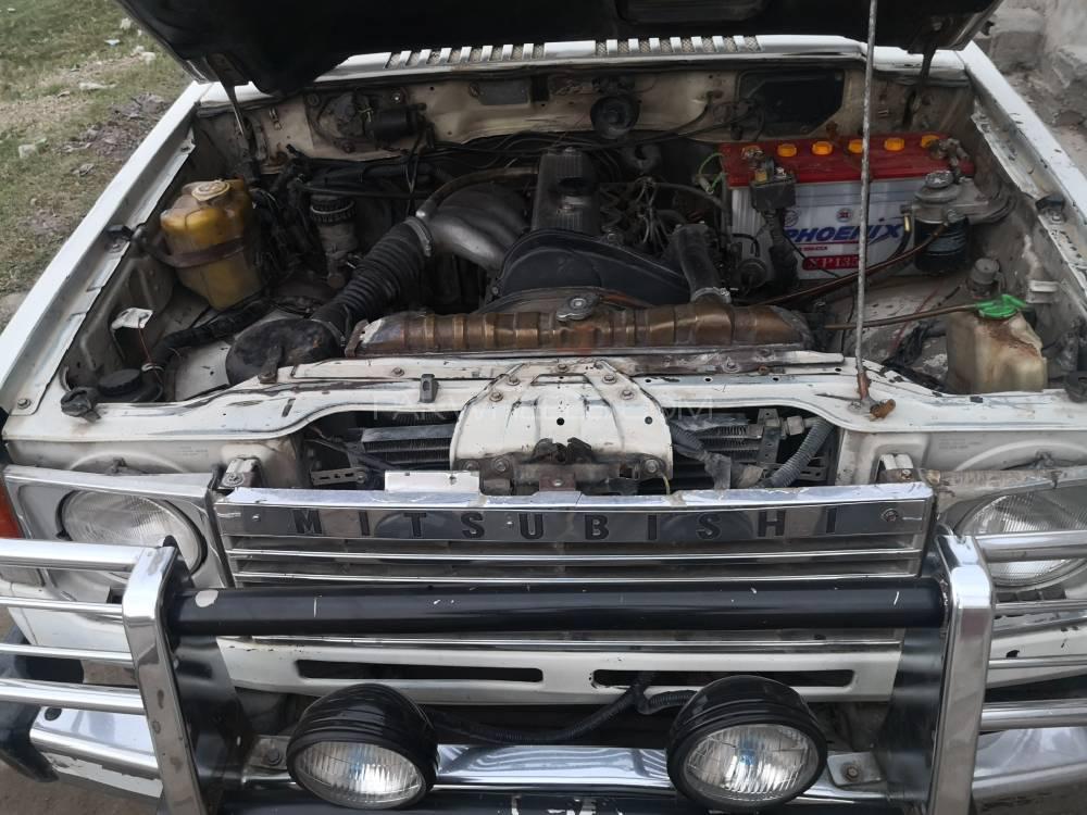 Mitsubishi Pajero 1989 for Sale in Dera ismail khan Mitsubishi Pajero 1989 for Sale in Dera ismail khan Image-20