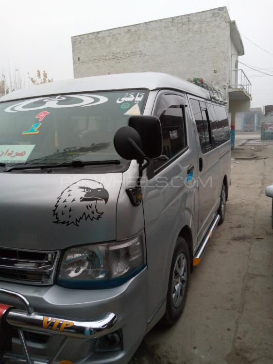 Toyota Hiace 2006 for Sale in Mardan Toyota Hiace 2006 for Sale in Mardan Image-2