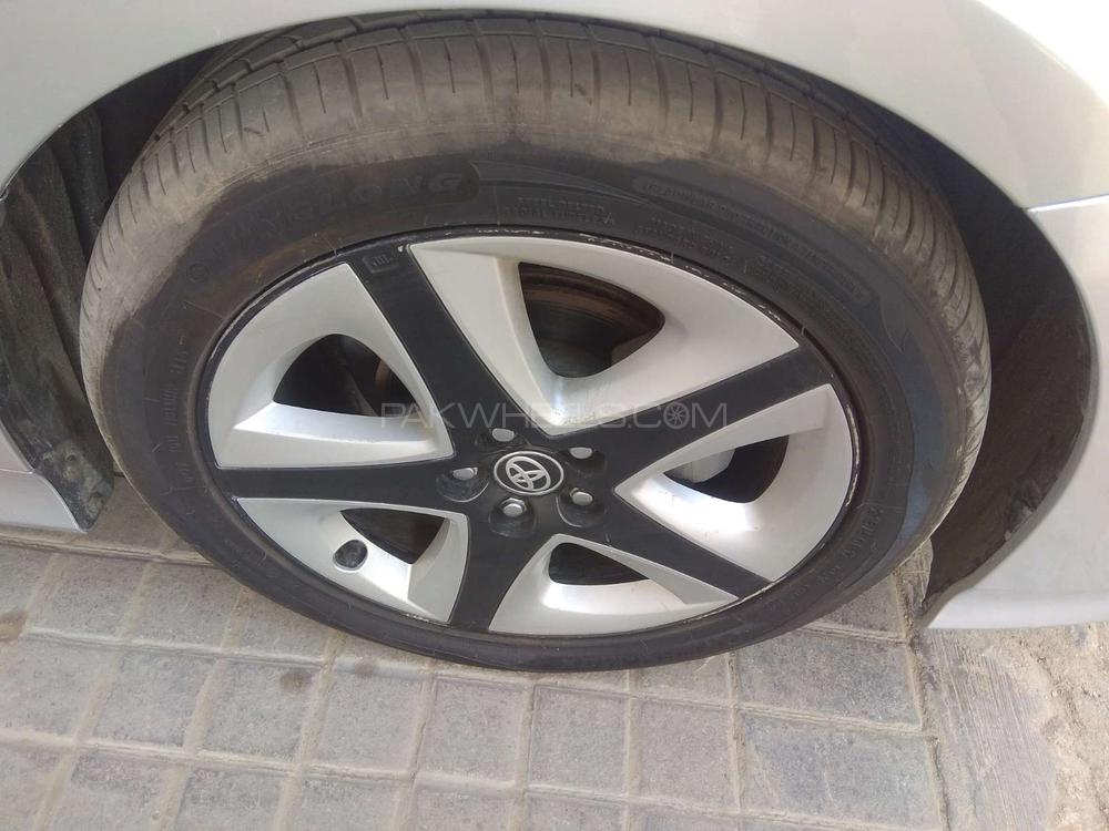 Toyota Prius 2016 for Sale in Karachi Toyota Prius 2016 for Sale in Karachi Image-3