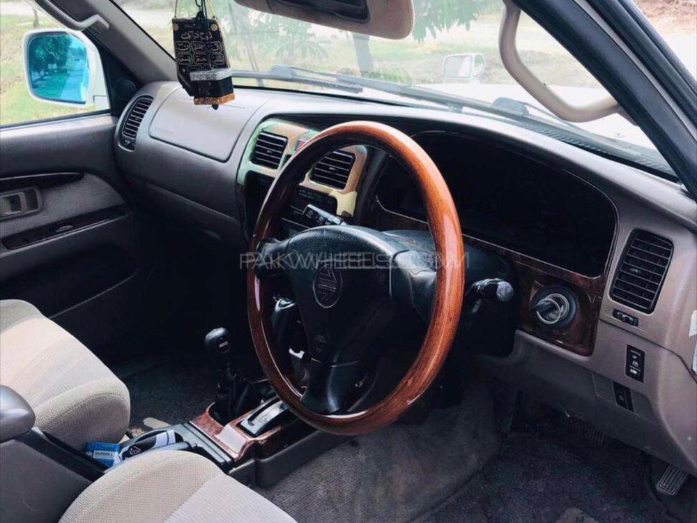 Toyota Surf 1999 for Sale in Lahore Toyota Surf 1999 for Sale in Lahore Image-3