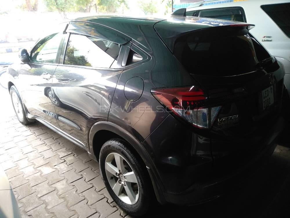 Honda Vezel 2014 for Sale in Bahawalpur Honda Vezel 2014 for Sale in Bahawalpur Image-6