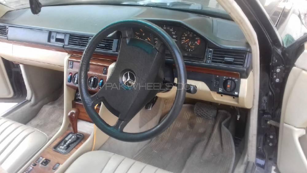 Mercedes Benz E Class 1994 for Sale in Rawalpindi Mercedes Benz E Class 1994 for Sale in Rawalpindi Image-8