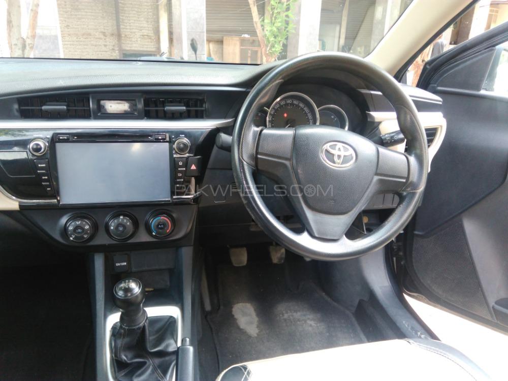 Toyota Corolla 2015 for Sale in Karachi Toyota Corolla 2015 for Sale in Karachi Image-9
