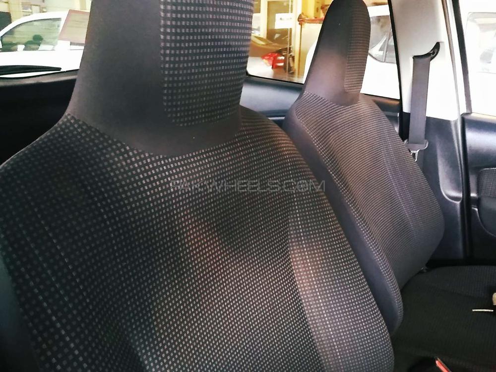 Toyota Vitz 2016 for Sale in Rawalpindi Toyota Vitz 2016 for Sale in Rawalpindi Image-8