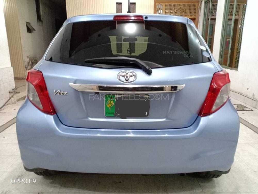 Toyota Vitz 2011 for Sale in Lahore Toyota Vitz 2011 for Sale in Lahore Image-9
