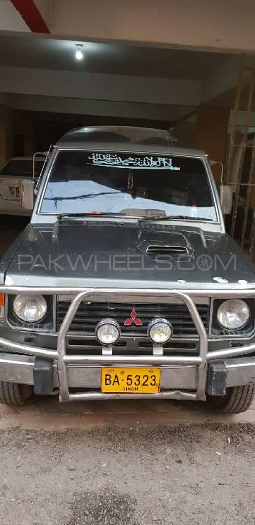 Mitsubishi Pajero 1986 for Sale in Karachi Image-1