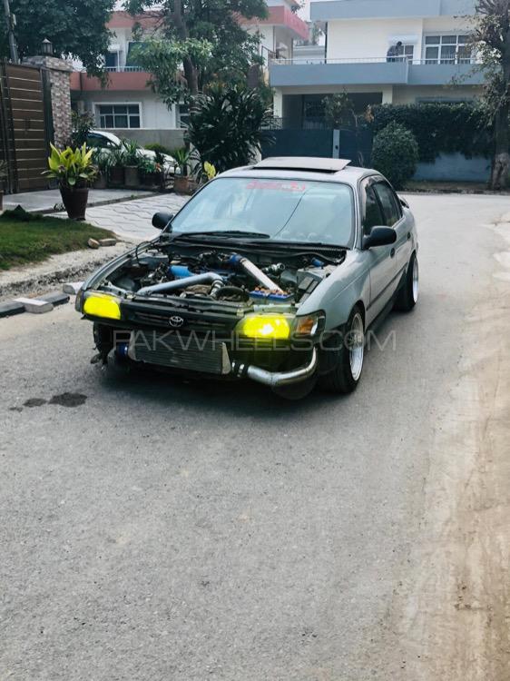 Toyota Corolla - 1998  Toyota Corolla - 1998  Image-4