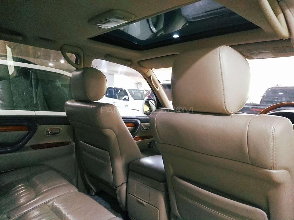 Toyota Land Cruiser 2002 for Sale in Rawalpindi Toyota Land Cruiser 2002 for Sale in Rawalpindi Image-9