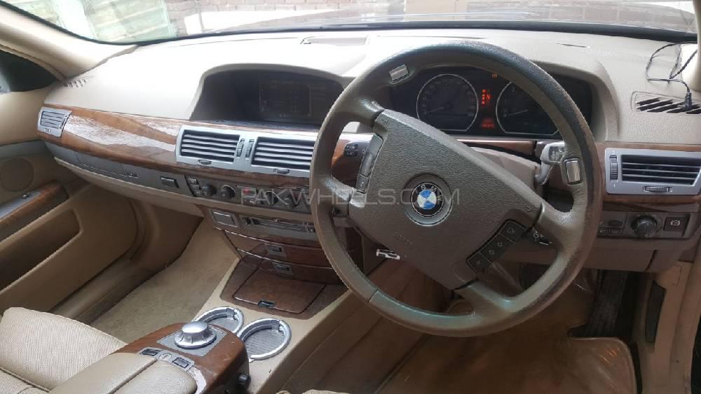 بی ایم ڈبلیو 7 سیریز 2003 for Sale in لاہور بی ایم ڈبلیو 7 سیریز 2003 for Sale in لاہور Image-5